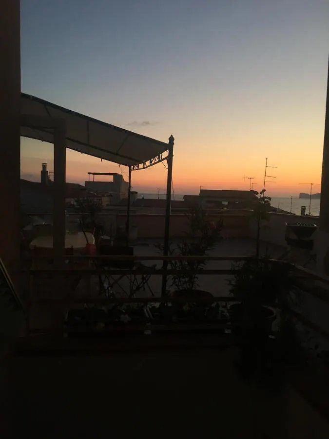 Holiday home Appartamento Con Grande Terrazza Sul Mare Alghero